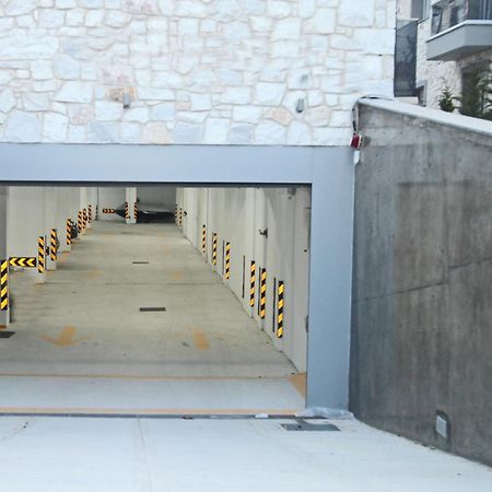 Athinais Luxury Apartments Hanioti Exterior photo