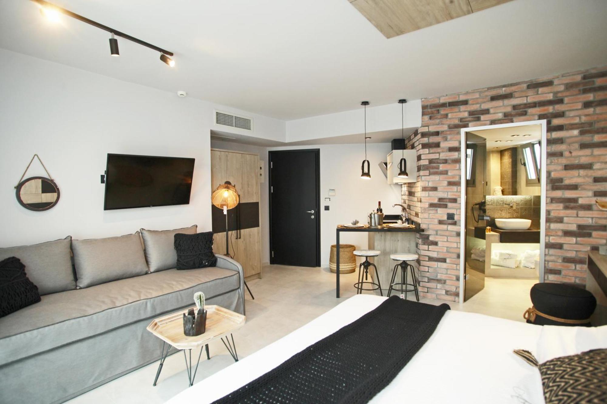 Athinais Luxury Apartments Hanioti Exterior photo